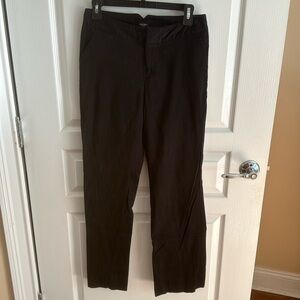 Docker’s capri pants